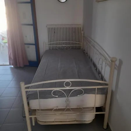 με θέα τον όρμο της βάρης Appartement