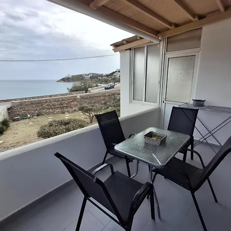 Appartement με θέα τον όρμο της βάρης Vári