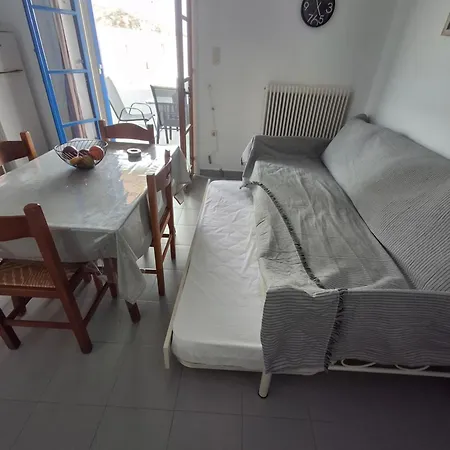Appartement με θέα τον όρμο της βάρης Vári