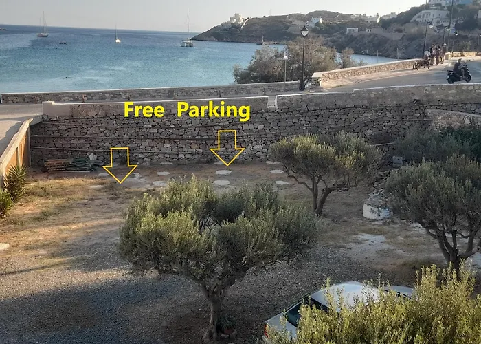 με θέα τον όρμο της βάρης Apartmán Vári